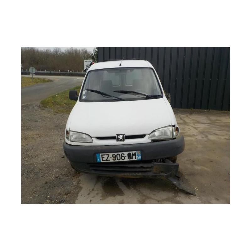 Moteur essuie glace avant PEUGEOT PARTNER 1 PHASE 1 d’occasion