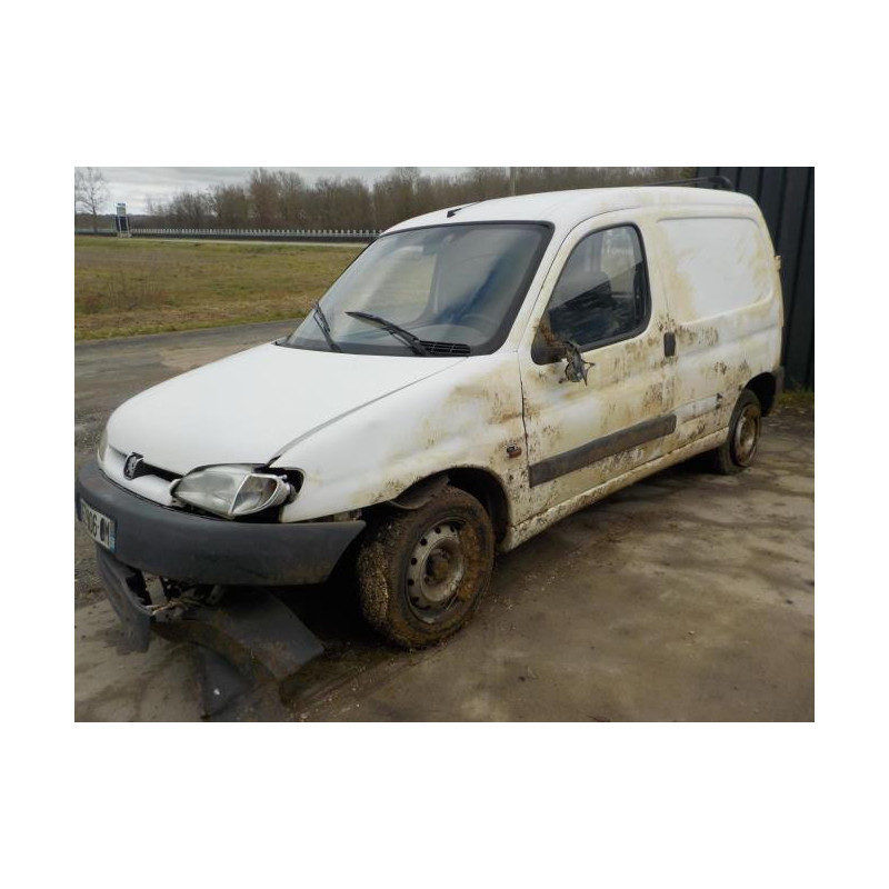 Moteur essuie glace avant PEUGEOT PARTNER 1 PHASE 1 d’occasion