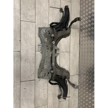 Berceau avant RENAULT CLIO 4 PHASE 1 d’occasion