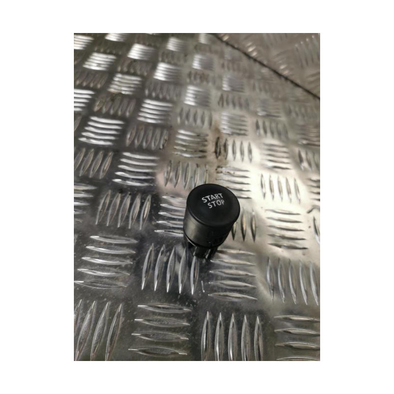 Bouton de demarrage RENAULT CLIO 4 PHASE 1 d’occasion
