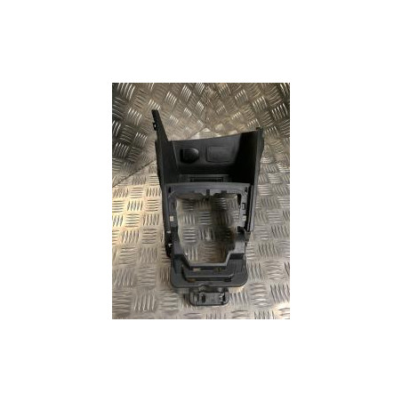 Console central (interieur plastique) RENAULT CLIO 4 PHASE 1 d’occasion