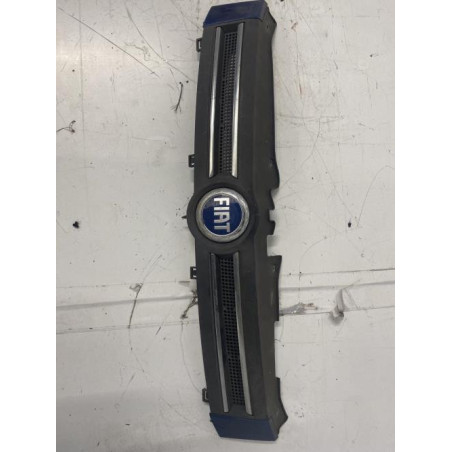 Calandre FIAT PANDA 2 PHASE 1 d’occasion