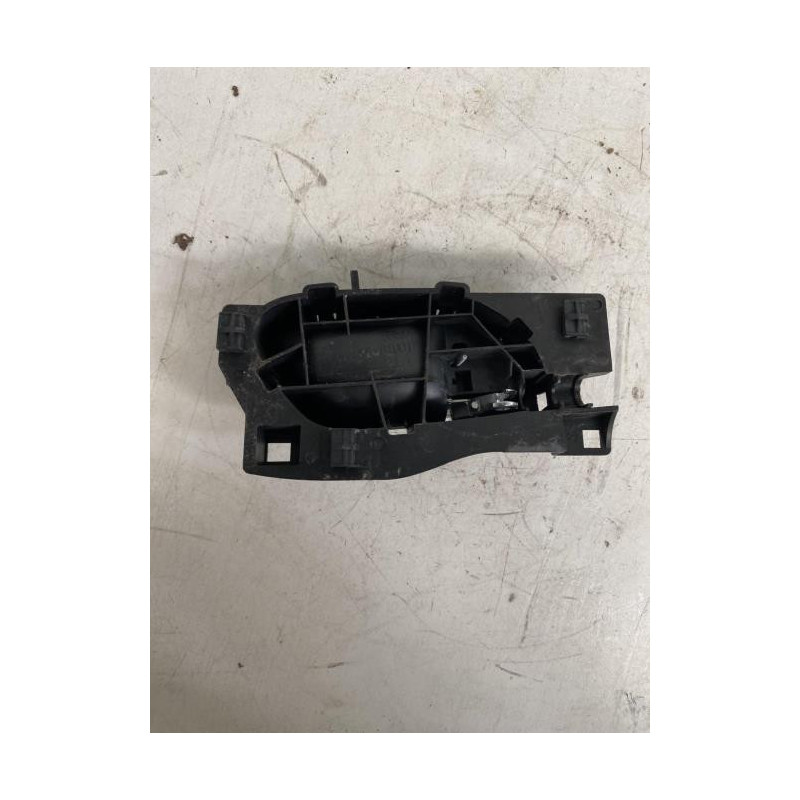 Poignee interieur avant gauche PEUGEOT 407 PHASE 1 d’occasion