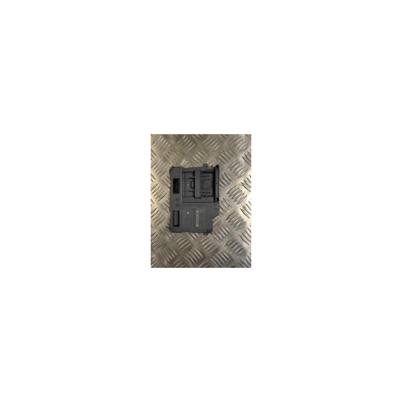 Lecteur de carte (neiman) RENAULT CLIO 4 PHASE 1 d’occasion