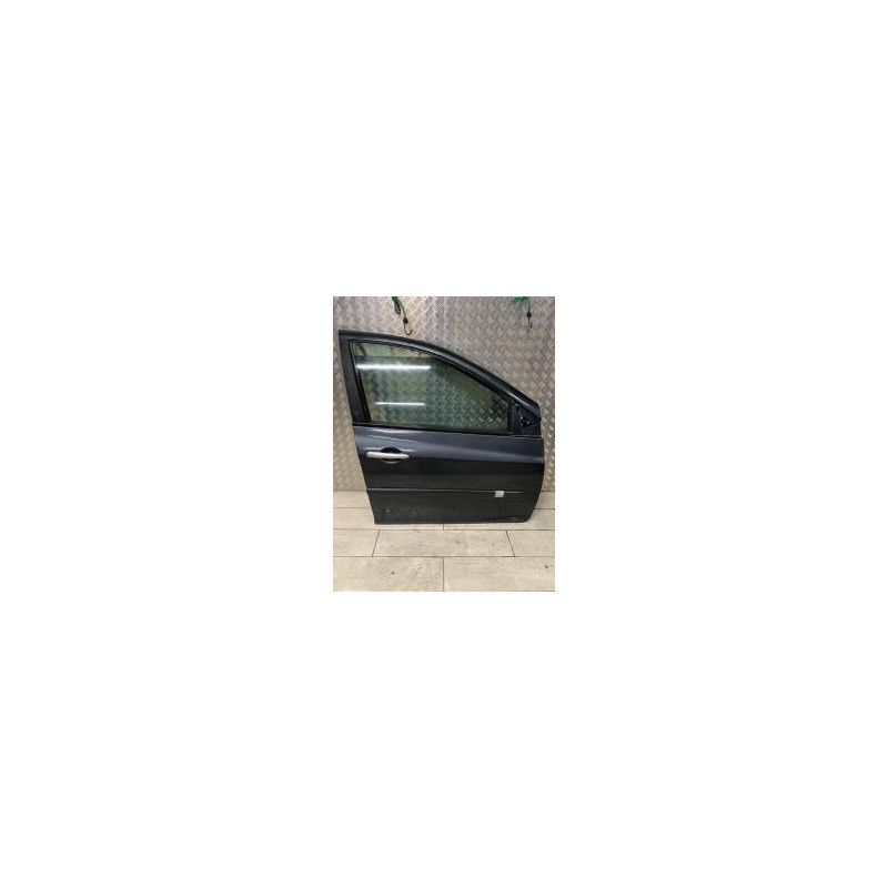 Porte avant droit RENAULT CLIO 3 PHASE 1 d’occasion