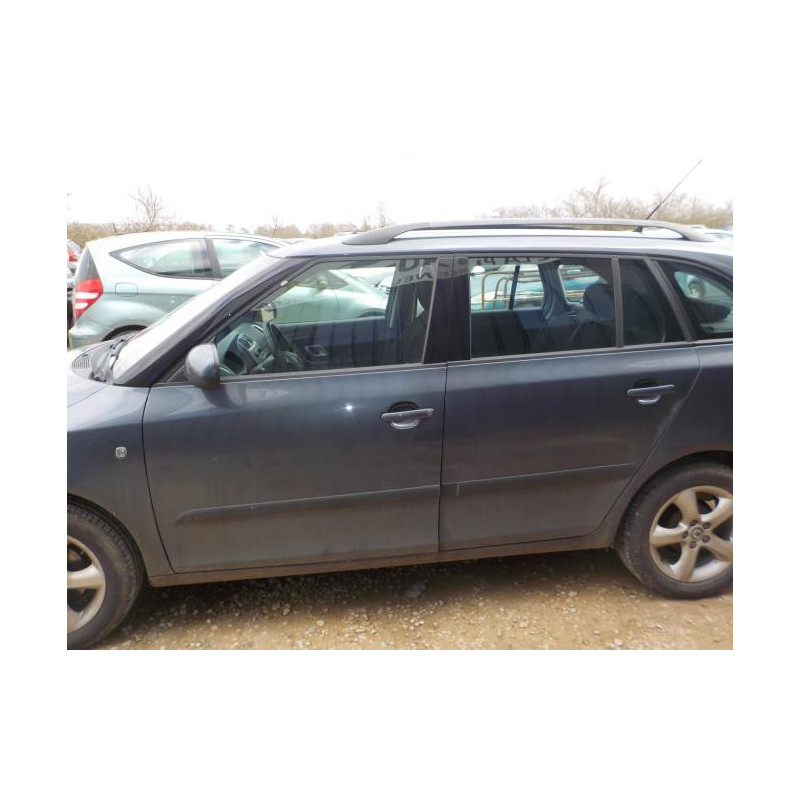 Retroviseur gauche SKODA FABIA 2 PHASE 1 BREAK d’occasion