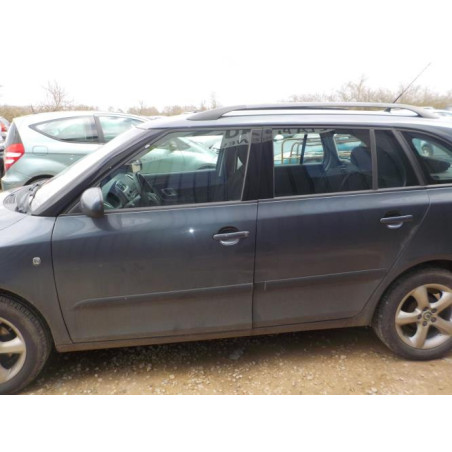 Retroviseur gauche SKODA FABIA 2 PHASE 1 BREAK d’occasion