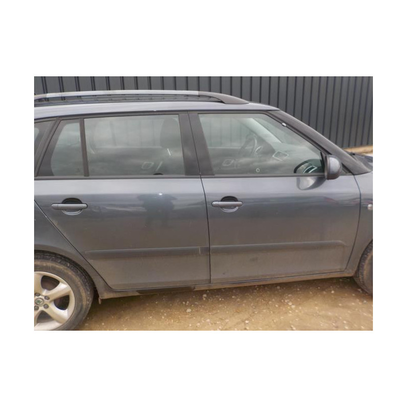 Retroviseur gauche SKODA FABIA 2 PHASE 1 BREAK d’occasion