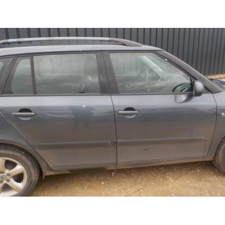 Retroviseur gauche SKODA FABIA 2 PHASE 1 BREAK d’occasion