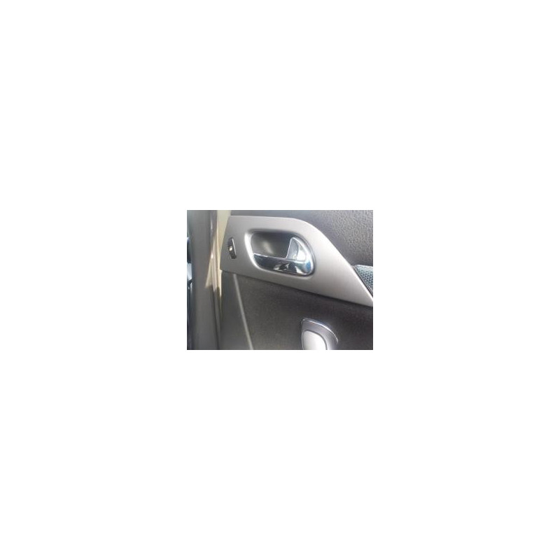 Poignee interieur arriere droit PEUGEOT 407 PHASE 1 d’occasion