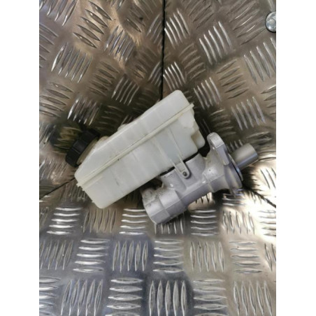 Maitre cylindre (freinage) RENAULT CLIO 4 PHASE 1 d’occasion