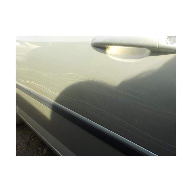 Vitre avant droit PEUGEOT 407 PHASE 1 d’occasion