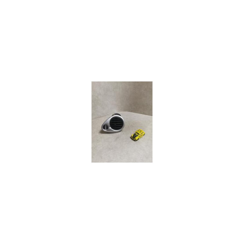 Aerateur tableau de bord avant droit RENAULT CLIO 3 PHASE 1 d’occasion