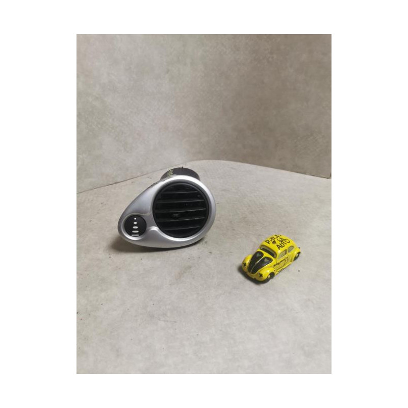 Aerateur tableau de bord avant droit RENAULT CLIO 3 PHASE 1 d’occasion
