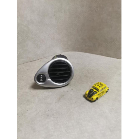 Aerateur tableau de bord avant droit RENAULT CLIO 3 PHASE 1 d’occasion