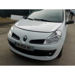 Moyeu avant droit RENAULT CLIO 3 PHASE 1 d’occasion