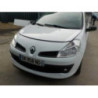 Moyeu avant droit RENAULT CLIO 3 PHASE 1 d’occasion