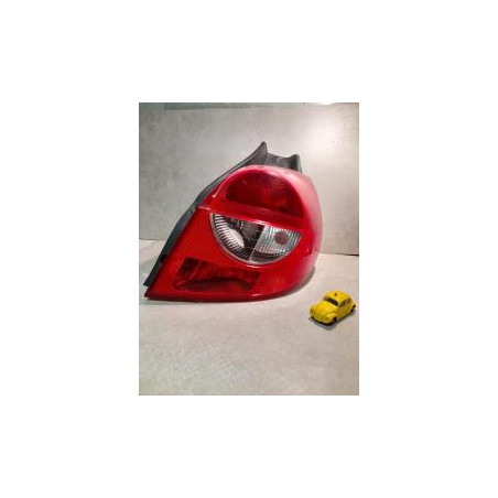 Feu arriere principal droit (feux) RENAULT CLIO 3 PHASE 1 d’occasion