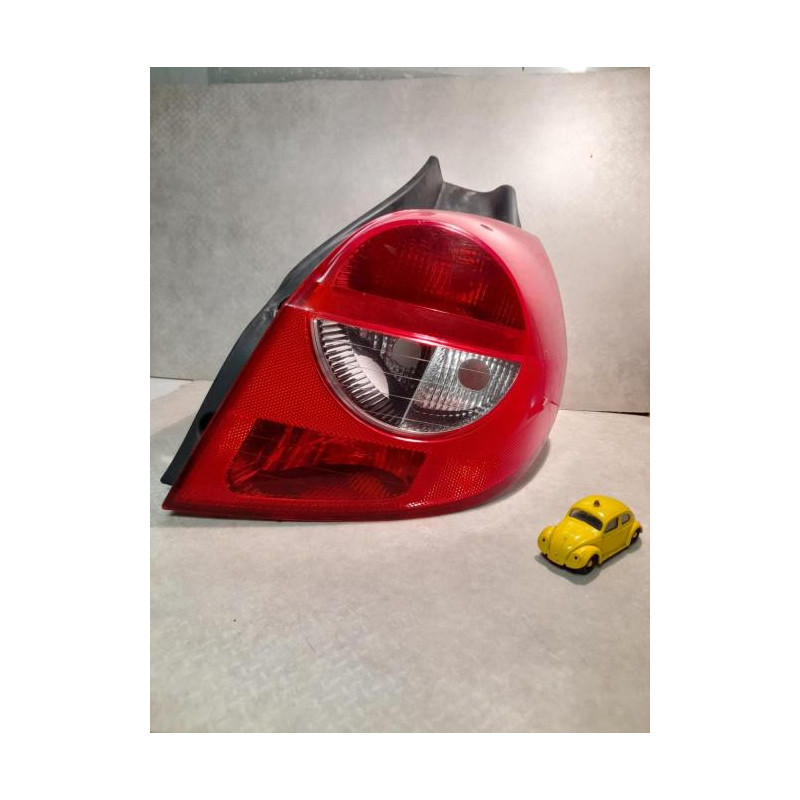 Feu arriere principal droit (feux) RENAULT CLIO 3 PHASE 1 d’occasion