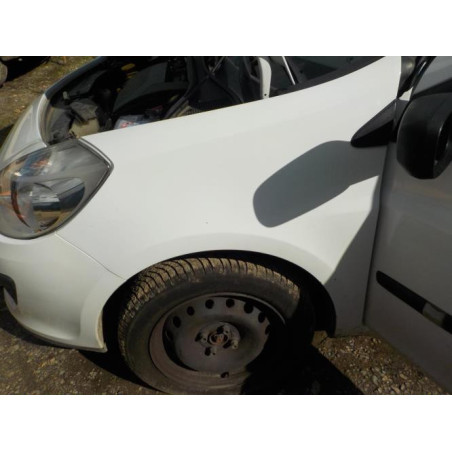 Capot RENAULT CLIO 3 PHASE 1 d’occasion