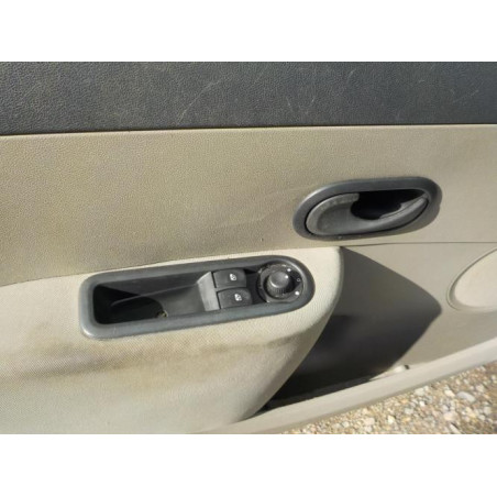 Capot RENAULT CLIO 3 PHASE 1 d’occasion