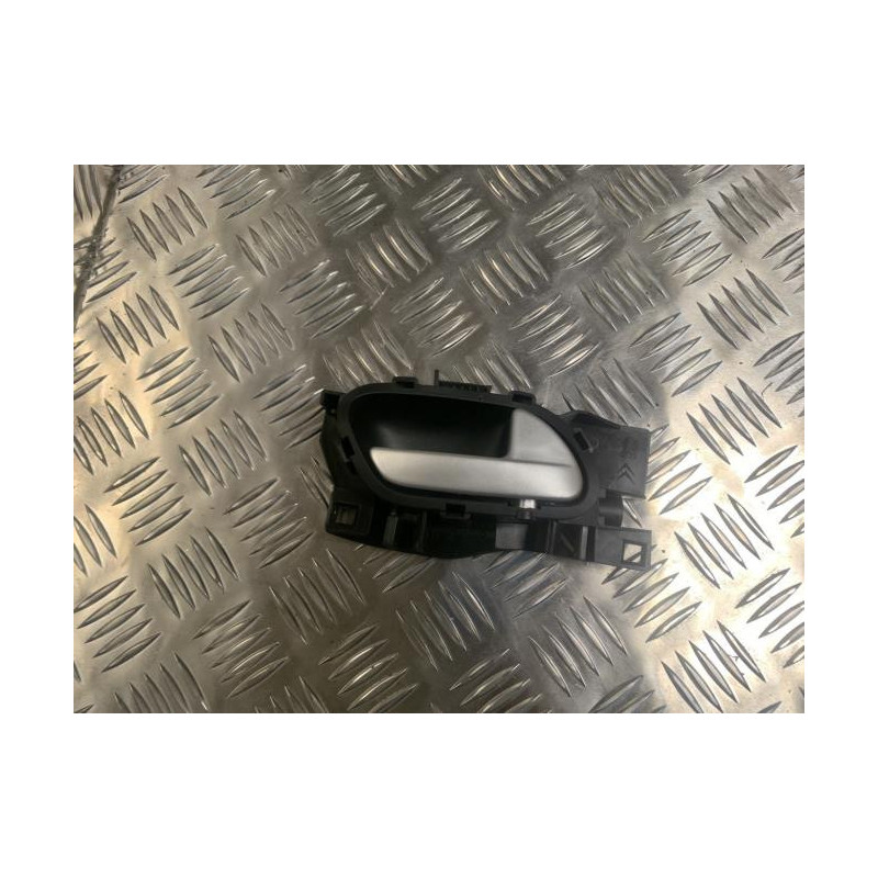 Poignee interieur avant droit PEUGEOT 207 PHASE 1 d’occasion