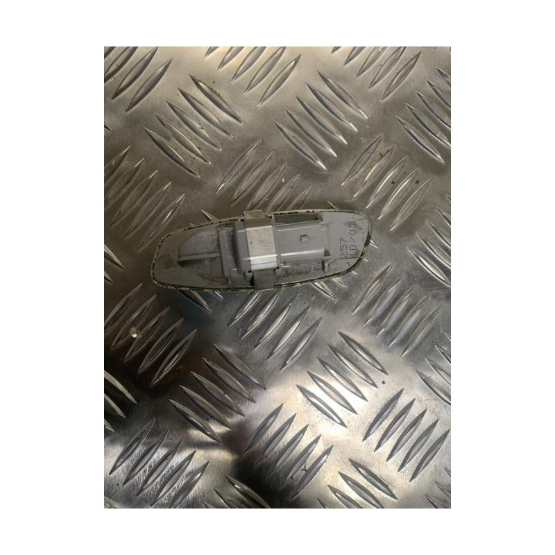 Repetiteur clignotant avant droit  (Feux) PEUGEOT phase 1 d’occasion
