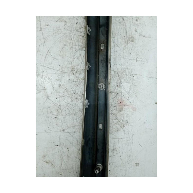 Bas de caisse gauche MERCEDES CLASSE A 169 PHASE 1 d’occasion