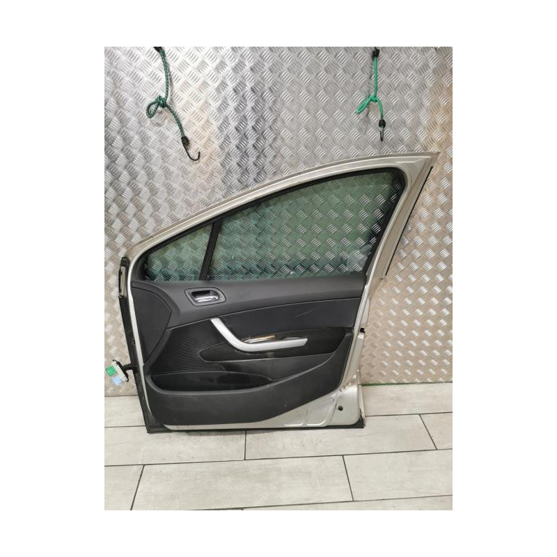 Porte avant droit PEUGEOT 308 1 PHASE 1 d’occasion