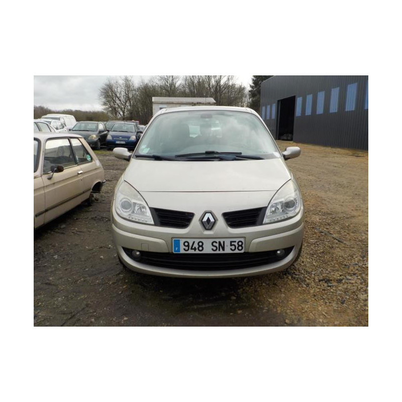 Anti brouillard gauche (feux) RENAULT GRAND SCENIC 2 PHASE 2 d’occasion
