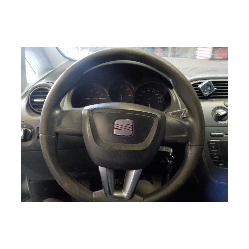 Optique avant principal droit (feux)(phare) SEAT TOLEDO 3 d’occasion