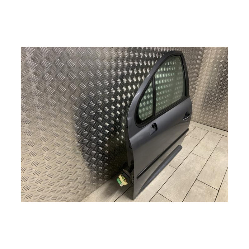Porte avant gauche PEUGEOT 207 PHASE 1 d’occasion