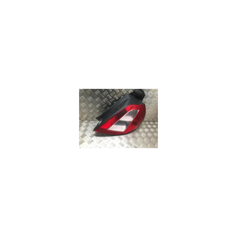 Feu arriere principal gauche (feux) RENAULT MEGANE 2 PHASE 1 d’occasion