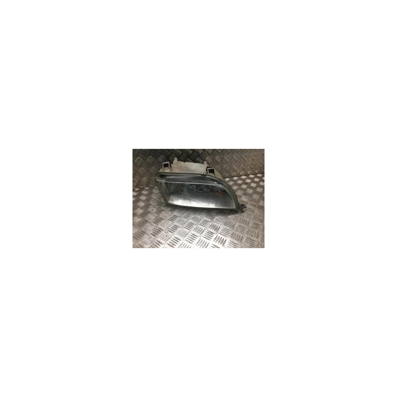 Optique avant principal droit (feux)(phare) RENAULT  d’occasion