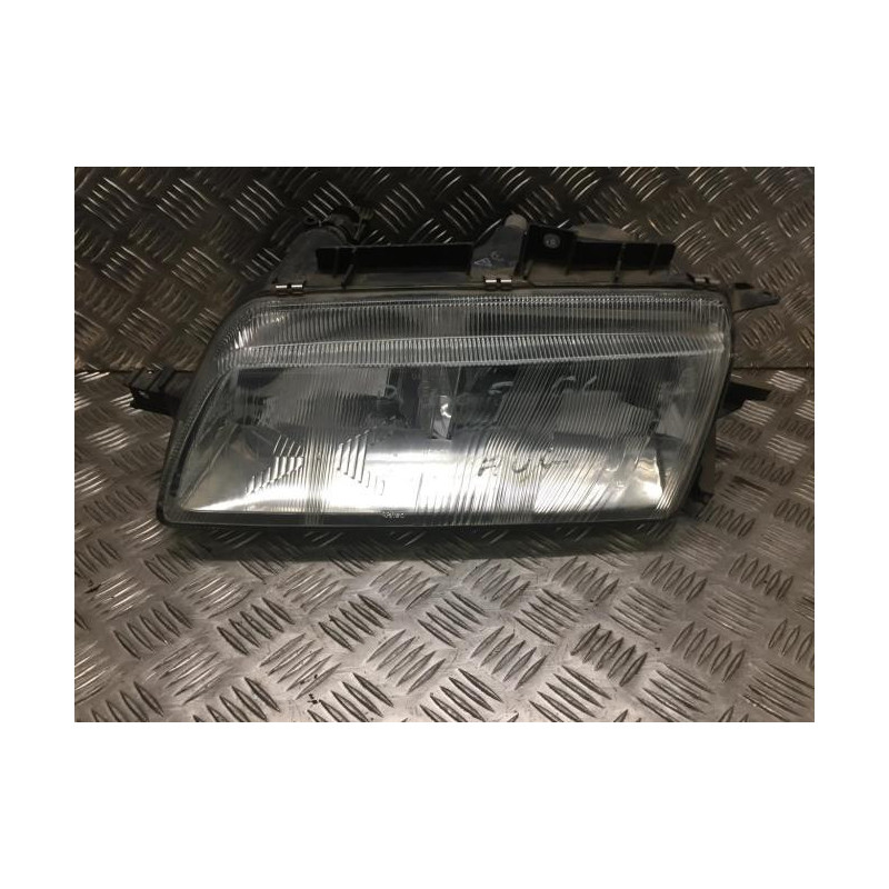 Optique avant principal gauche (feux)(phare) PEUGEOT  d’occasion