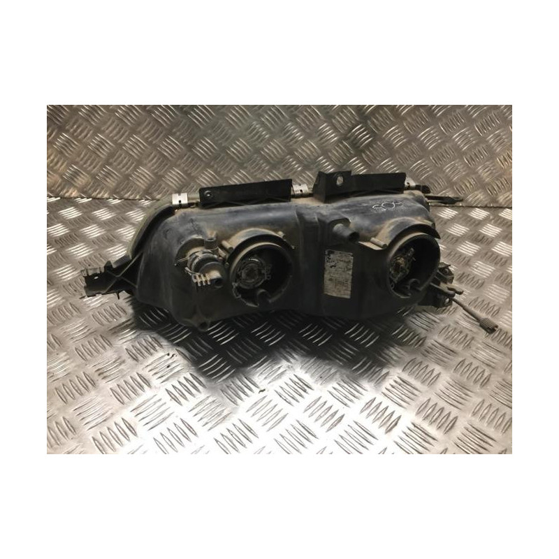 Optique avant principal droit (feux)(phare) PEUGEOT  d’occasion