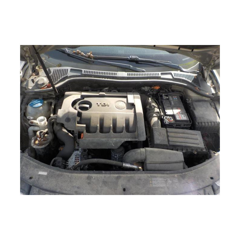 Pare boue avant gauche SKODA SUPERB 2 PHASE 1 d’occasion