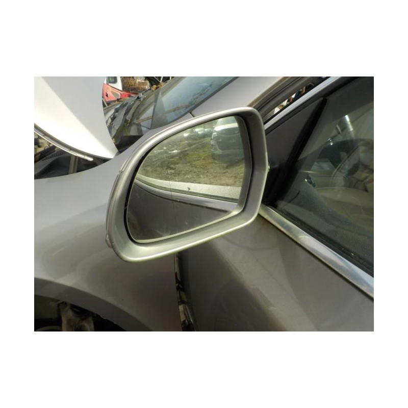 Pare boue avant gauche SKODA SUPERB 2 PHASE 1 d’occasion
