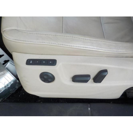 Pare boue avant gauche SKODA SUPERB 2 PHASE 1 d’occasion