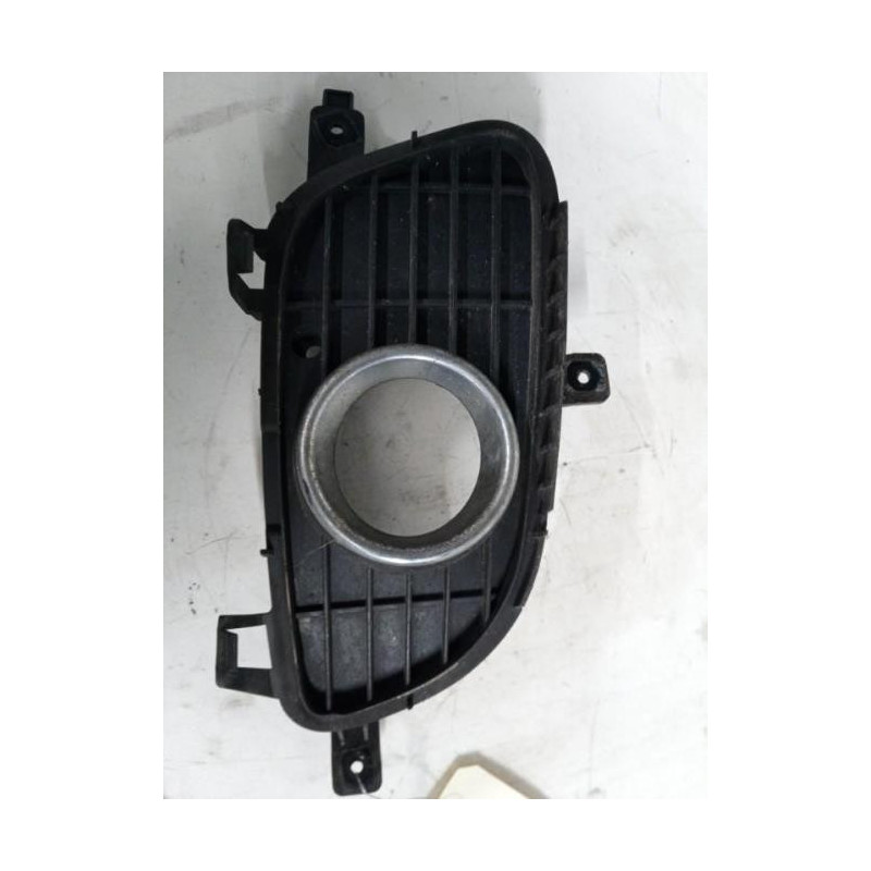 Enjoliveur anti brouillard MERCEDES CLASSE A 169 PHASE 1 d’occasion