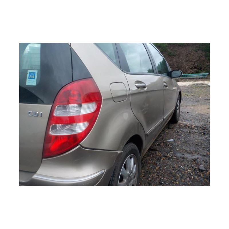 Enjoliveur anti brouillard MERCEDES CLASSE A 169 PHASE 1 d’occasion