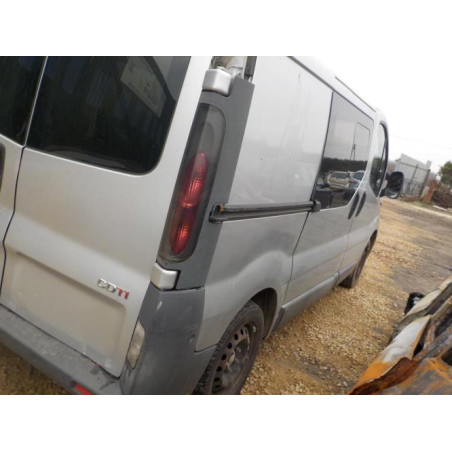 Pare choc avant OPEL VIVARO 1 PHASE 1 d’occasion