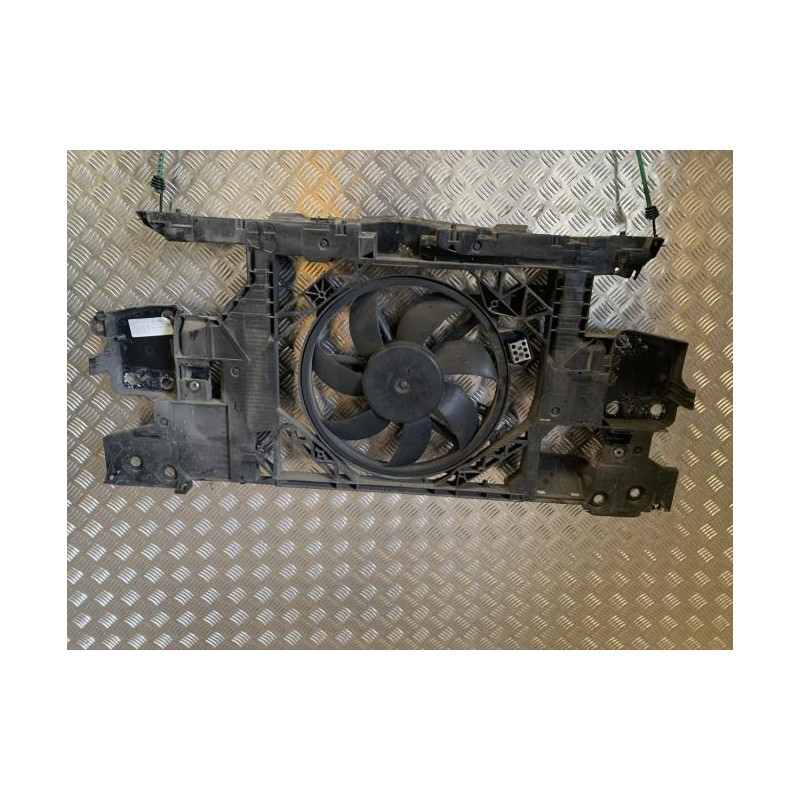 Armature avant, Masque avant RENAULT MEGANE 3 PHASE 1 BREAK d’occasion
