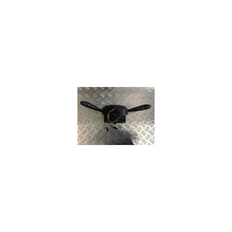 Com (Bloc Contacteur Tournant+Commodo Essuie Glace+Commodo Phare) CITROEN C2 PHASE 1 d’occasion