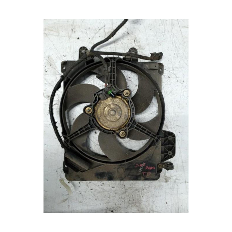 Moto ventilateur radiateur FIAT PUNTO 1 PHASE 1 d’occasion