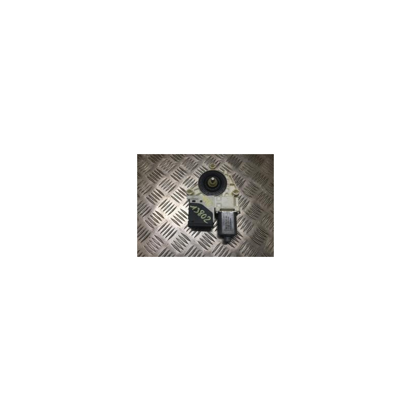 Moteur leve vitre arriere droit RENAULT MEGANE 3 PHASE 1 BREAK d’occasion