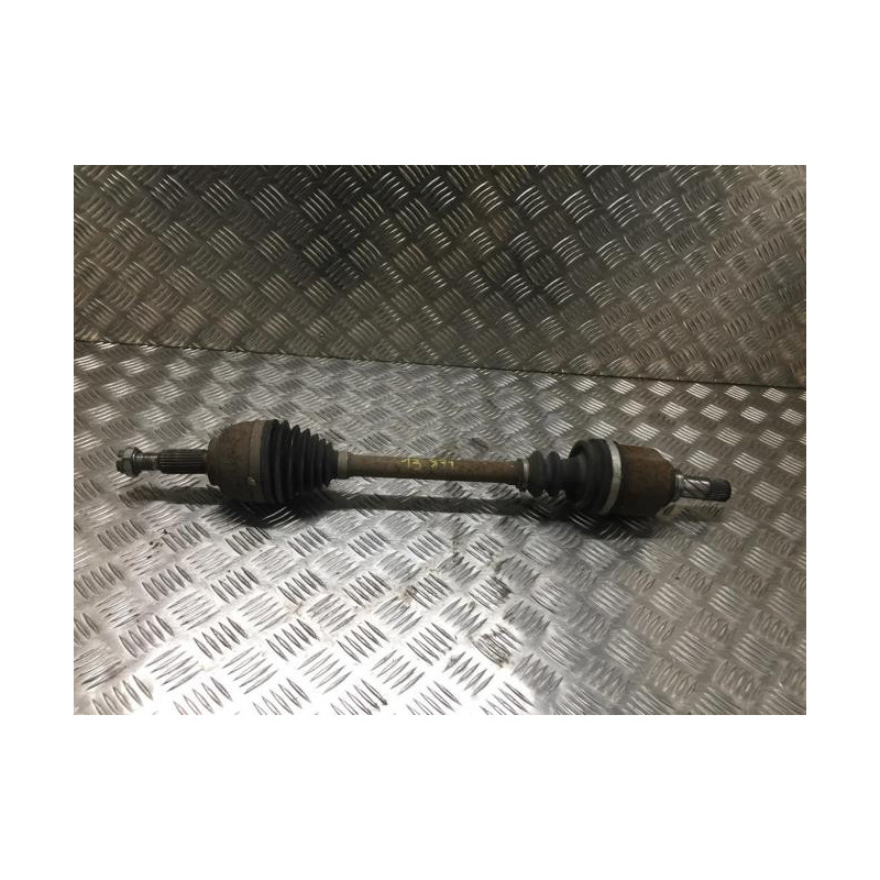 Cardan gauche (transmission) RENAULT CLIO 3 PHASE 1 d’occasion