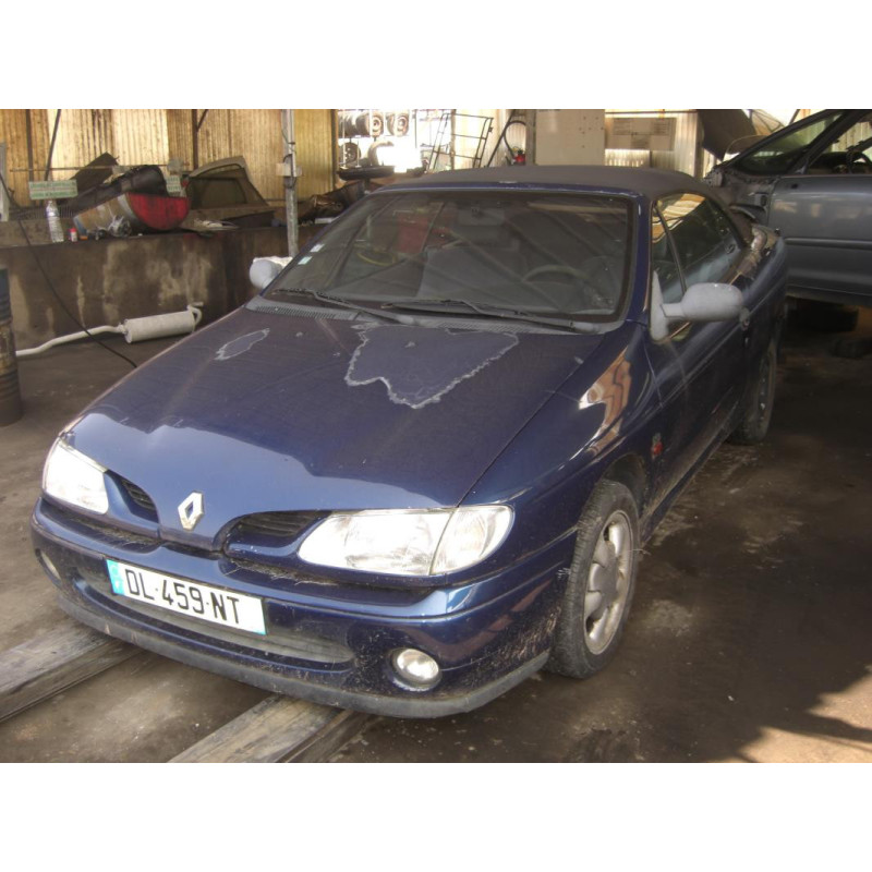 Leve vitre electrique avant droit RENAULT MEGANE 1 PHASE 1 CABRIOLET d’occasion