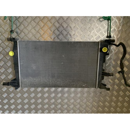 Radiateur eau RENAULT MEGANE 3 PHASE 1 BREAK d’occasion