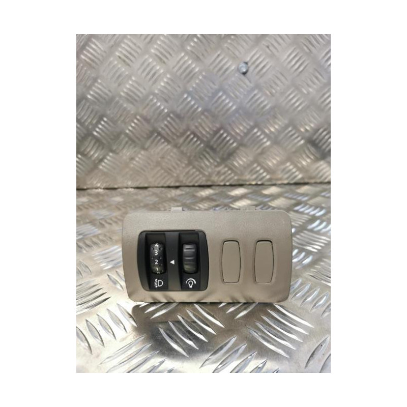 Commande de reglage eclairage tableau de bord RENAULT CLIO 3 PHASE 1 d’occasion